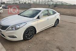 هیۆندای ازێرا